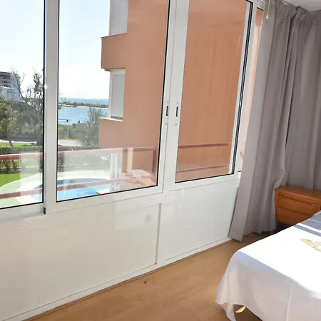 Rnet - 600 Garbi 01-40 Apartamento *